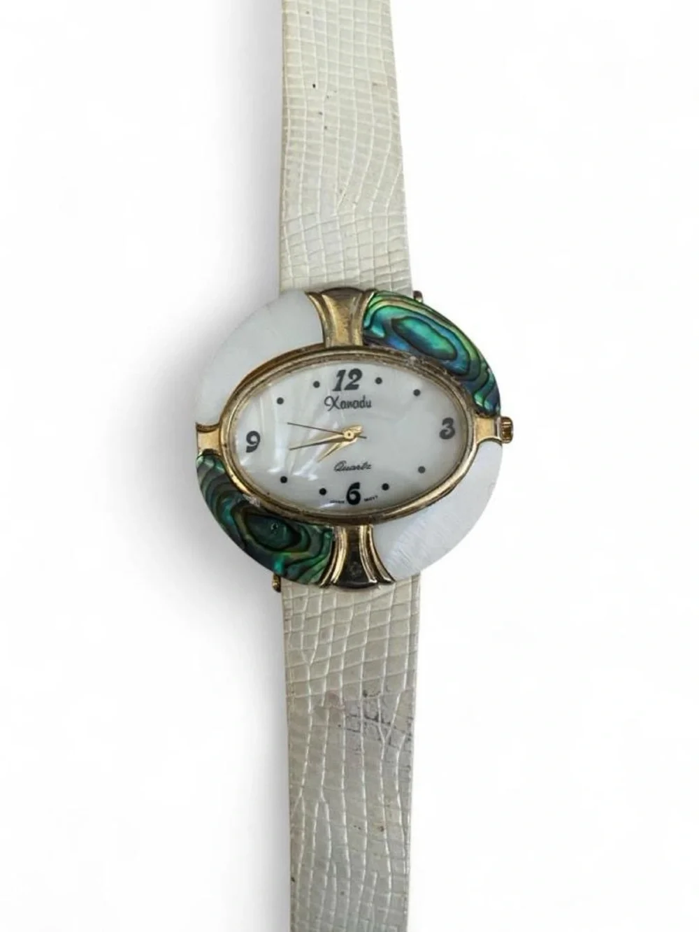 Vintage Xavonda Mountain Abalone Shell Mother of Pearl Quartz Watch